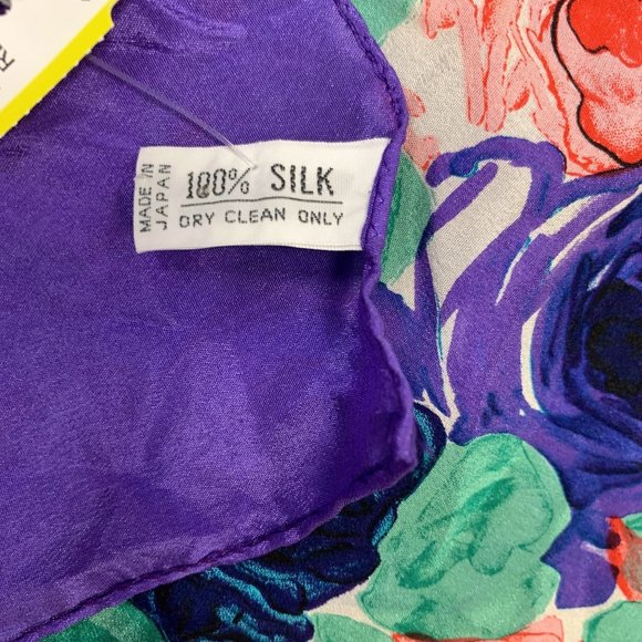 *Christian Dior Echarpes Purple Silk Scarf Medium - Picture 4 of 4